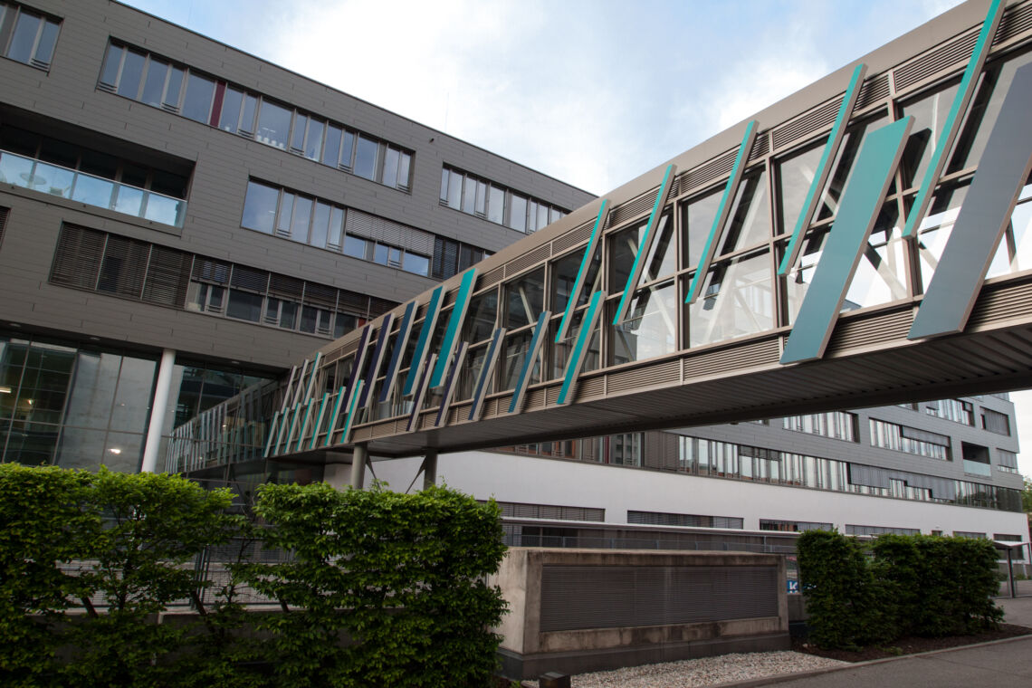 AIT Branding Future Base Brücke